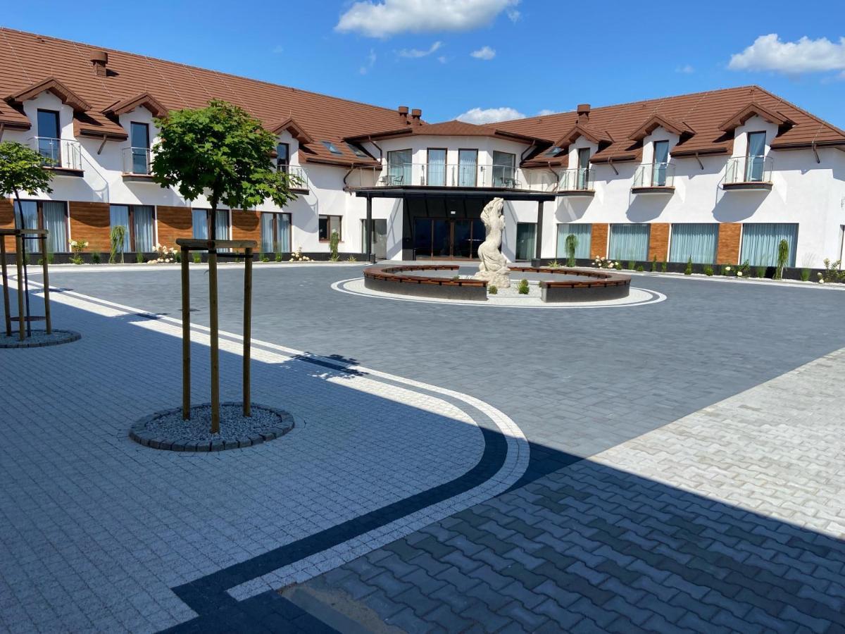 Hotel Sebory Przasnysz Exterior foto