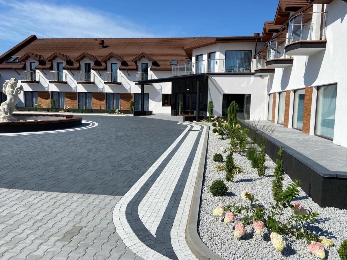 Hotel Sebory Przasnysz Exterior foto